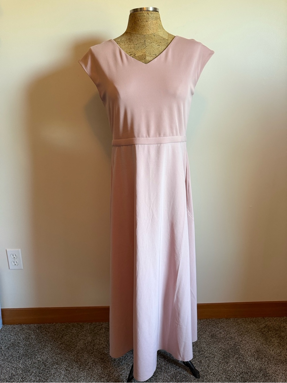 Athleta Blush Pink V-Neck Maxi Dress